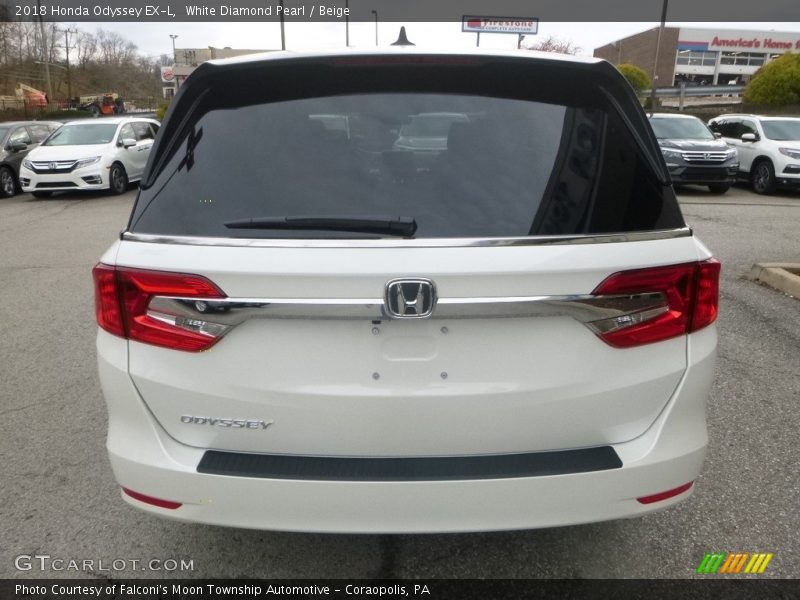 White Diamond Pearl / Beige 2018 Honda Odyssey EX-L