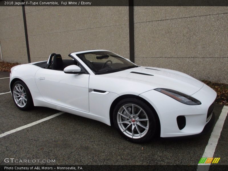 Front 3/4 View of 2018 F-Type Convertible
