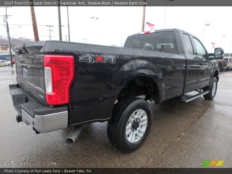 Shadow Black / Medium Earth Gray 2017 Ford F250 Super Duty XLT SuperCab 4x4