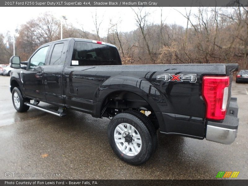 Shadow Black / Medium Earth Gray 2017 Ford F250 Super Duty XLT SuperCab 4x4