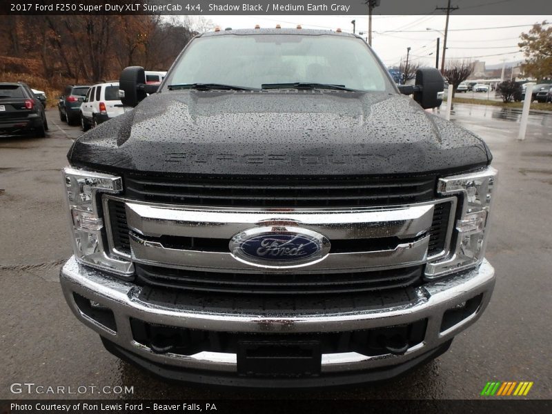 Shadow Black / Medium Earth Gray 2017 Ford F250 Super Duty XLT SuperCab 4x4