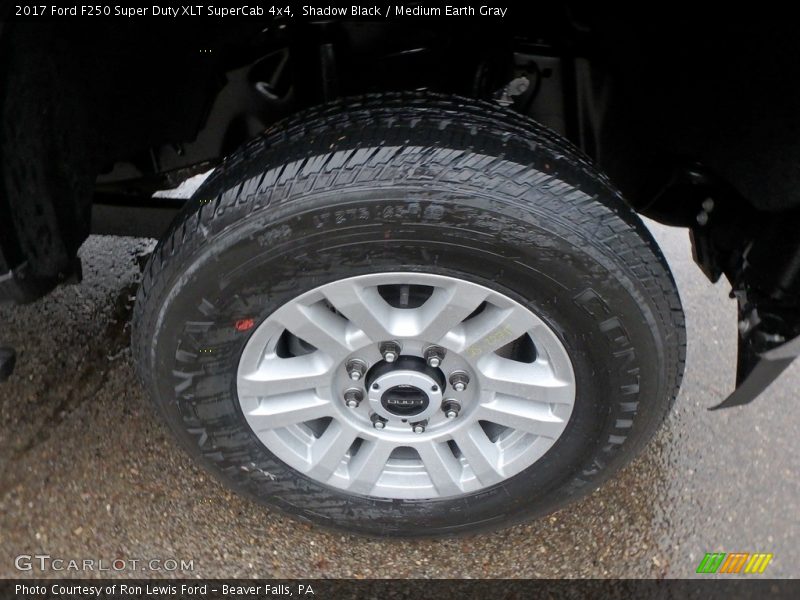 Shadow Black / Medium Earth Gray 2017 Ford F250 Super Duty XLT SuperCab 4x4
