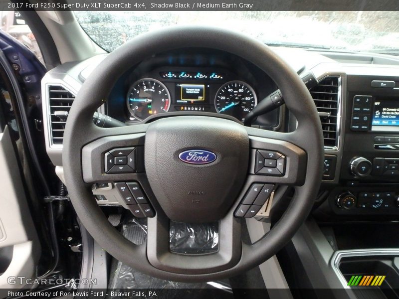 Shadow Black / Medium Earth Gray 2017 Ford F250 Super Duty XLT SuperCab 4x4