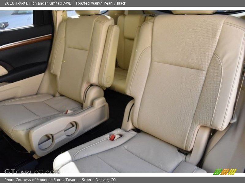 Toasted Walnut Pearl / Black 2018 Toyota Highlander Limited AWD
