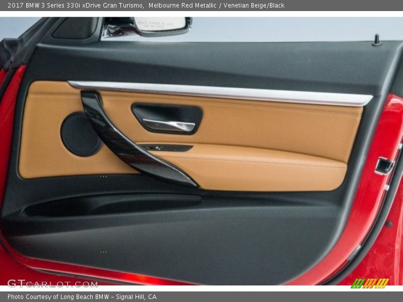 Door Panel of 2017 3 Series 330i xDrive Gran Turismo