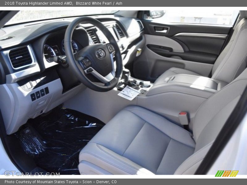 Blizzard White Pearl / Ash 2018 Toyota Highlander Limited AWD