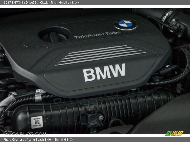 Glacier Silver Metallic / Black 2017 BMW X1 sDrive28i