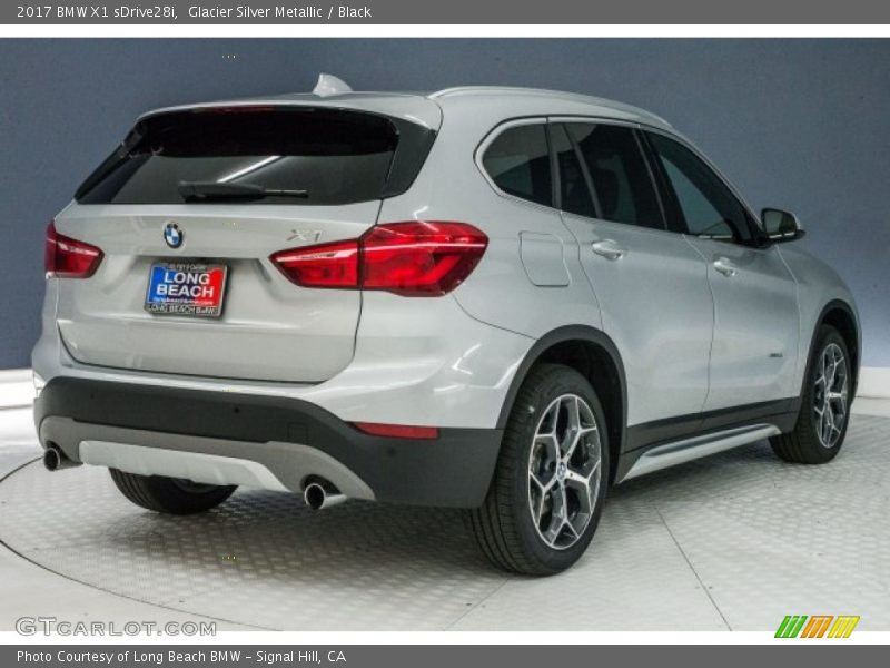 Glacier Silver Metallic / Black 2017 BMW X1 sDrive28i
