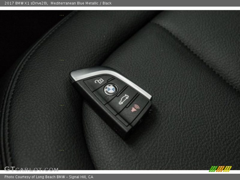 Mediterranean Blue Metallic / Black 2017 BMW X1 sDrive28i