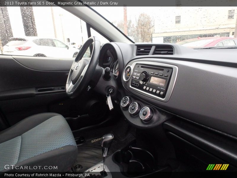 Magnetic Gray Metallic / Dark Gray 2013 Toyota Yaris SE 5 Door