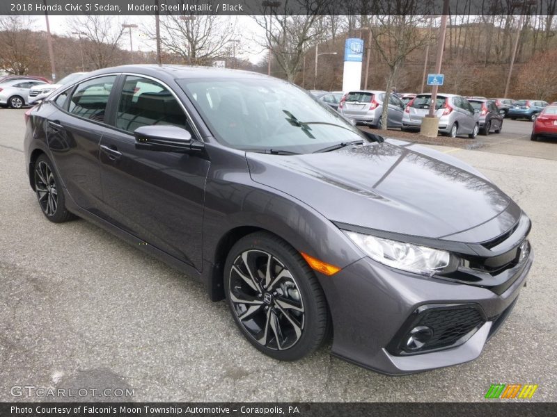 Front 3/4 View of 2018 Civic Si Sedan