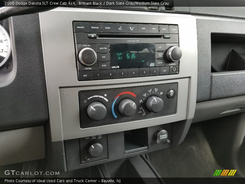 Brilliant Black / Dark Slate Gray/Medium Slate Gray 2008 Dodge Dakota SLT Crew Cab 4x4