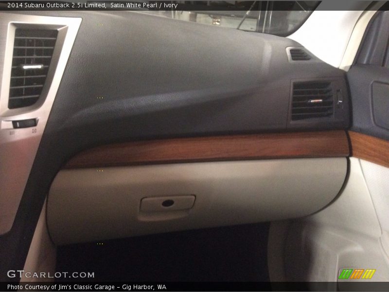 Satin White Pearl / Ivory 2014 Subaru Outback 2.5i Limited