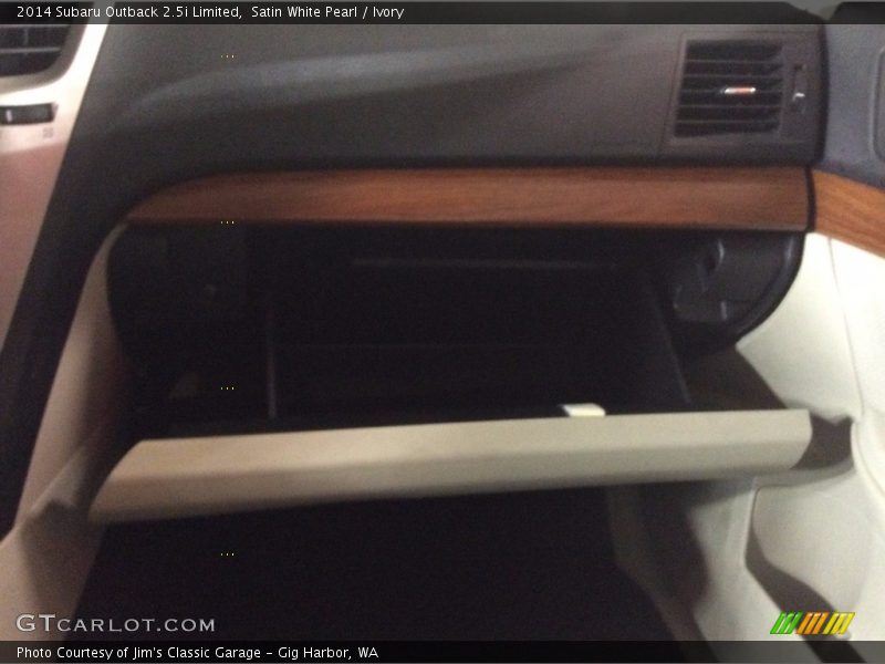 Satin White Pearl / Ivory 2014 Subaru Outback 2.5i Limited