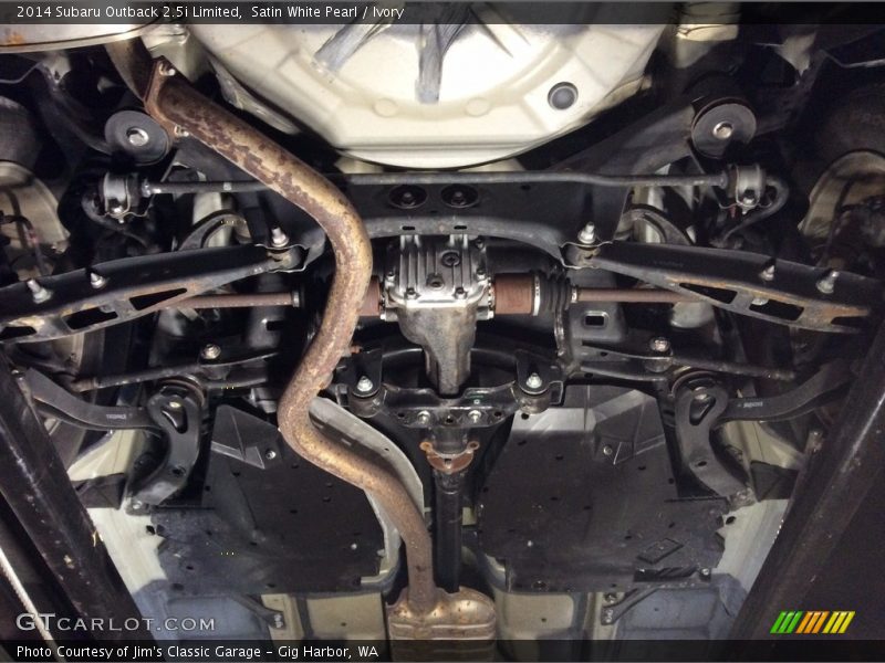 Satin White Pearl / Ivory 2014 Subaru Outback 2.5i Limited