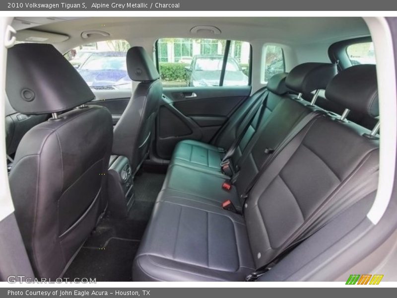 Alpine Grey Metallic / Charcoal 2010 Volkswagen Tiguan S