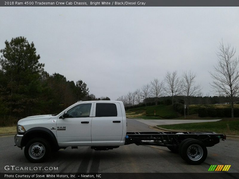 Bright White / Black/Diesel Gray 2018 Ram 4500 Tradesman Crew Cab Chassis