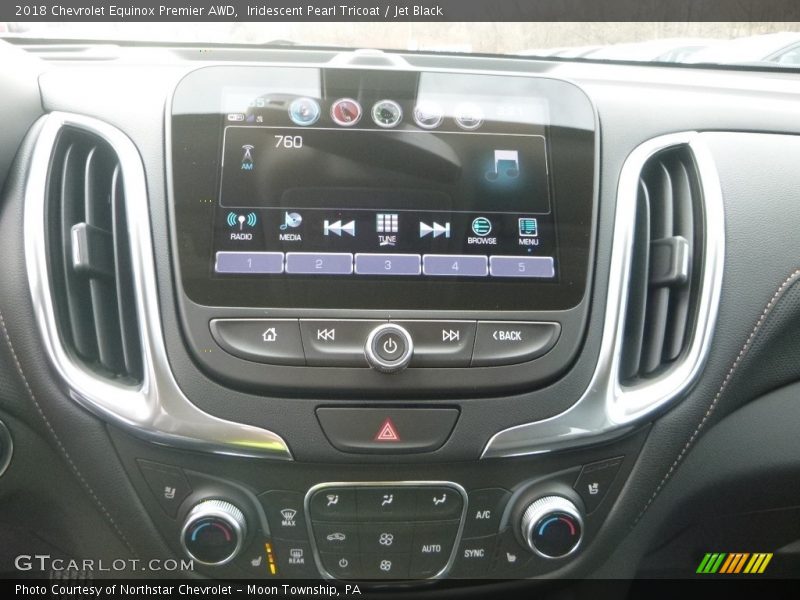 Iridescent Pearl Tricoat / Jet Black 2018 Chevrolet Equinox Premier AWD