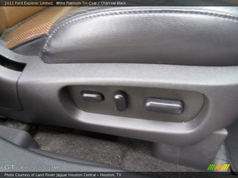 White Platinum Tri-Coat / Charcoal Black 2011 Ford Explorer Limited