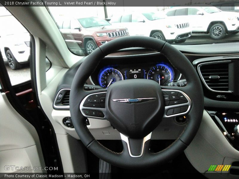 Velvet Red Pearl / Black/Alloy 2018 Chrysler Pacifica Touring L