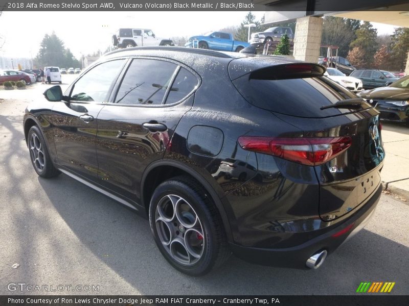 Vulcano (Volcano) Black Metallic / Black/Black 2018 Alfa Romeo Stelvio Sport AWD