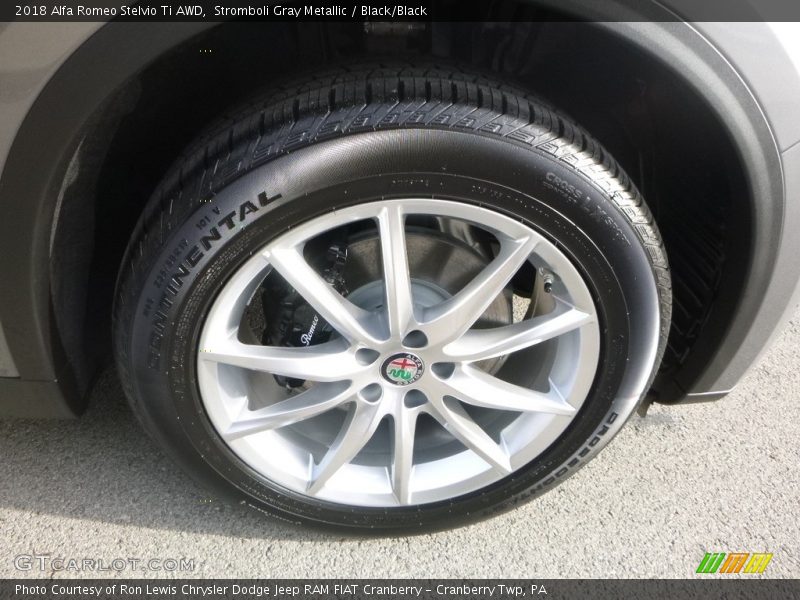 Stromboli Gray Metallic / Black/Black 2018 Alfa Romeo Stelvio Ti AWD