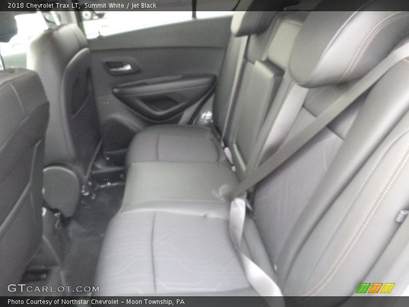 Summit White / Jet Black 2018 Chevrolet Trax LT