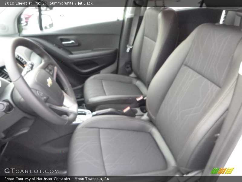 Summit White / Jet Black 2018 Chevrolet Trax LT