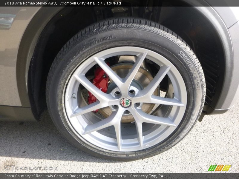Stromboli Gray Metallic / Black/Red 2018 Alfa Romeo Stelvio AWD