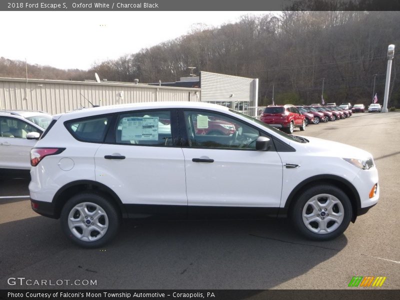 Oxford White / Charcoal Black 2018 Ford Escape S