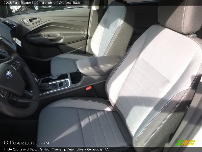 Oxford White / Charcoal Black 2018 Ford Escape S