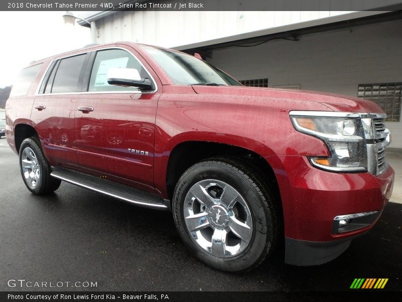 Front 3/4 View of 2018 Tahoe Premier 4WD