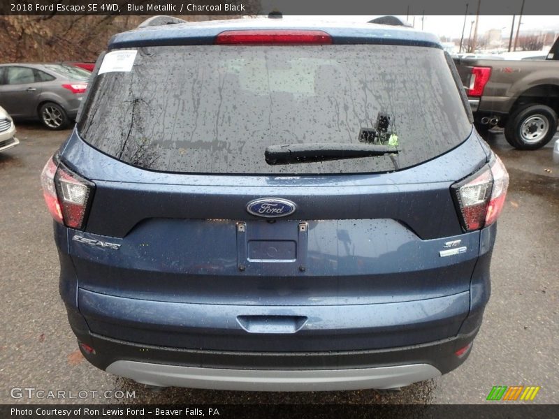 Blue Metallic / Charcoal Black 2018 Ford Escape SE 4WD