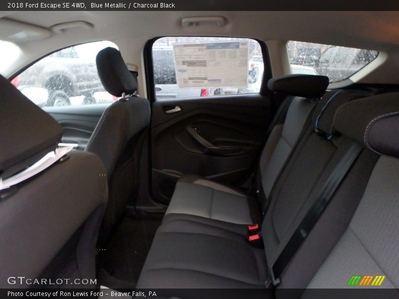 Blue Metallic / Charcoal Black 2018 Ford Escape SE 4WD