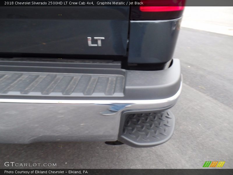 Graphite Metallic / Jet Black 2018 Chevrolet Silverado 2500HD LT Crew Cab 4x4
