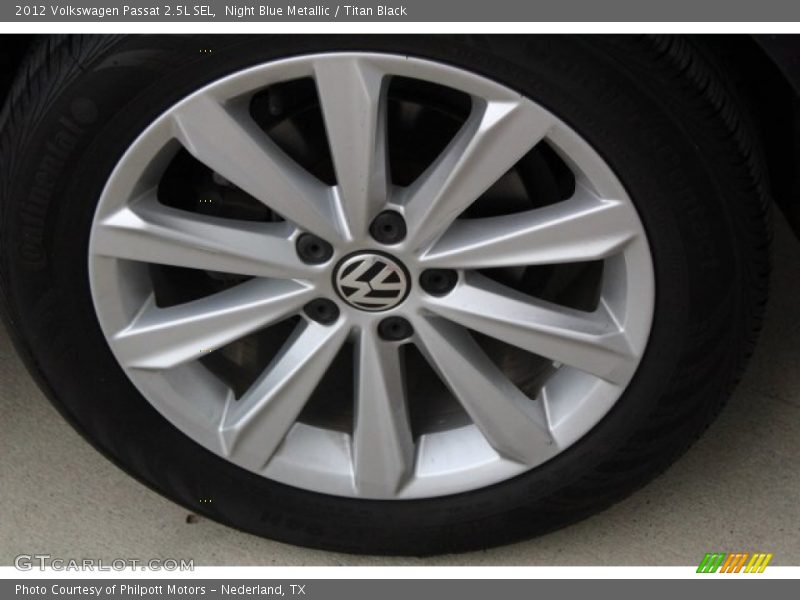 Night Blue Metallic / Titan Black 2012 Volkswagen Passat 2.5L SEL