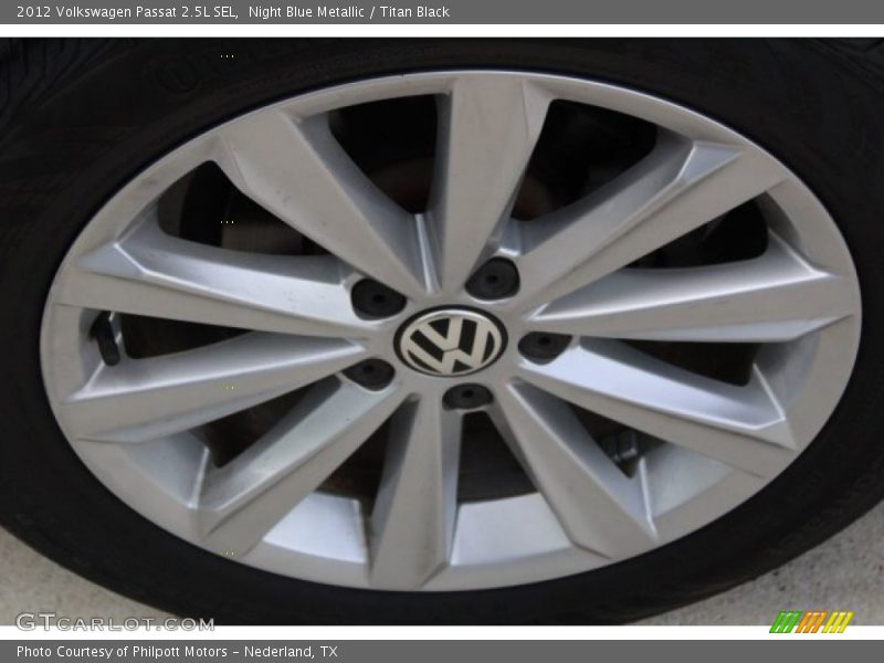 Night Blue Metallic / Titan Black 2012 Volkswagen Passat 2.5L SEL