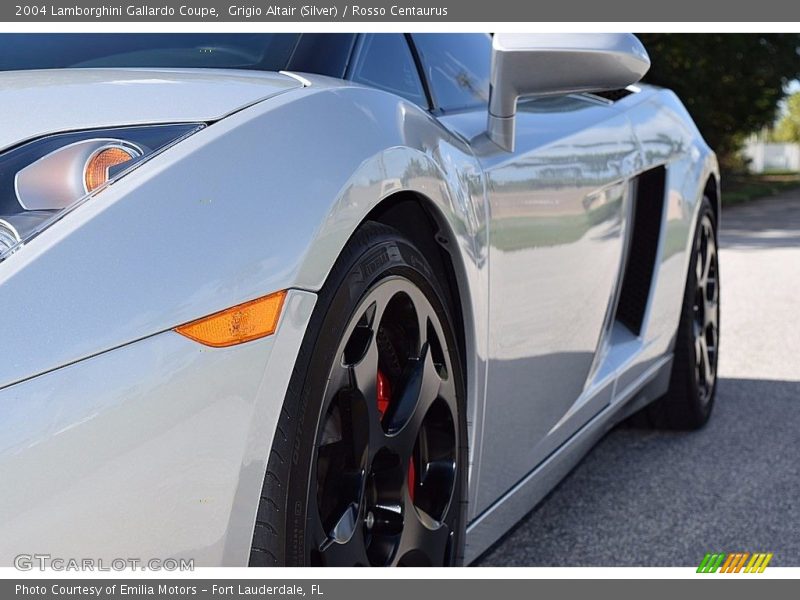 Grigio Altair (Silver) / Rosso Centaurus 2004 Lamborghini Gallardo Coupe