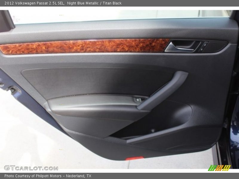 Night Blue Metallic / Titan Black 2012 Volkswagen Passat 2.5L SEL