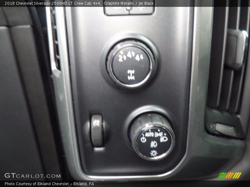 Graphite Metallic / Jet Black 2018 Chevrolet Silverado 2500HD LT Crew Cab 4x4