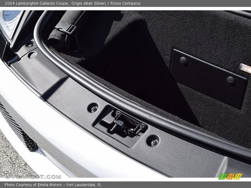  2004 Gallardo Coupe Trunk