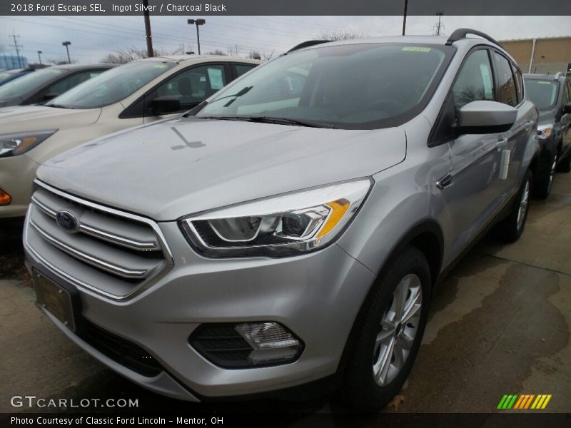 Ingot Silver / Charcoal Black 2018 Ford Escape SEL