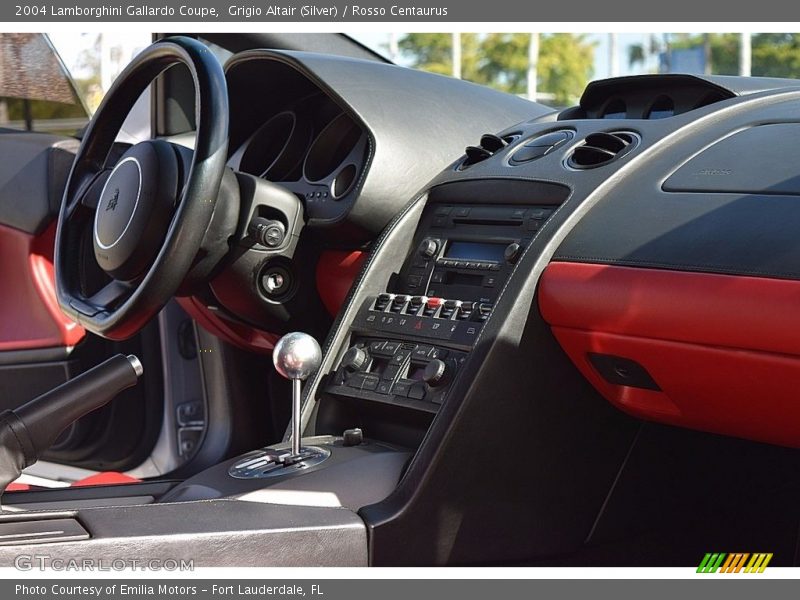 Controls of 2004 Gallardo Coupe