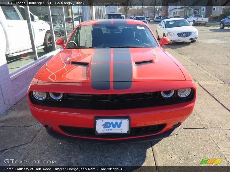 Go Mango / Black 2018 Dodge Challenger R/T