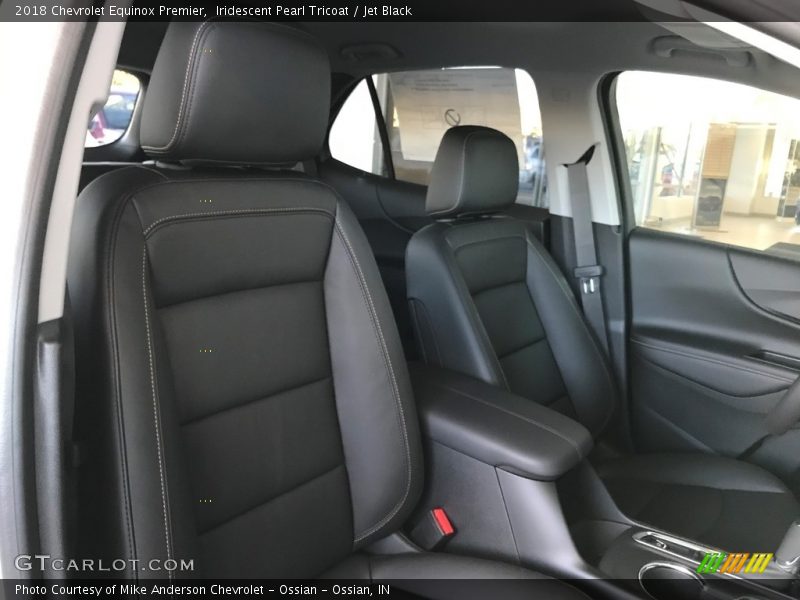 Iridescent Pearl Tricoat / Jet Black 2018 Chevrolet Equinox Premier