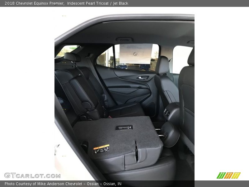 Iridescent Pearl Tricoat / Jet Black 2018 Chevrolet Equinox Premier