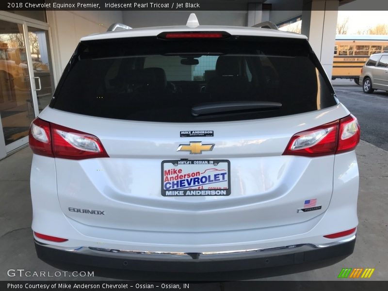 Iridescent Pearl Tricoat / Jet Black 2018 Chevrolet Equinox Premier