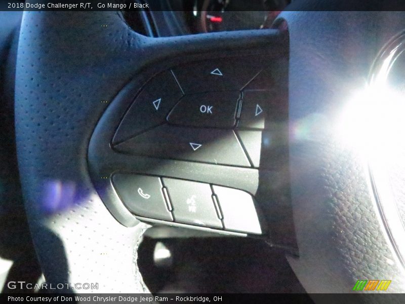 Go Mango / Black 2018 Dodge Challenger R/T