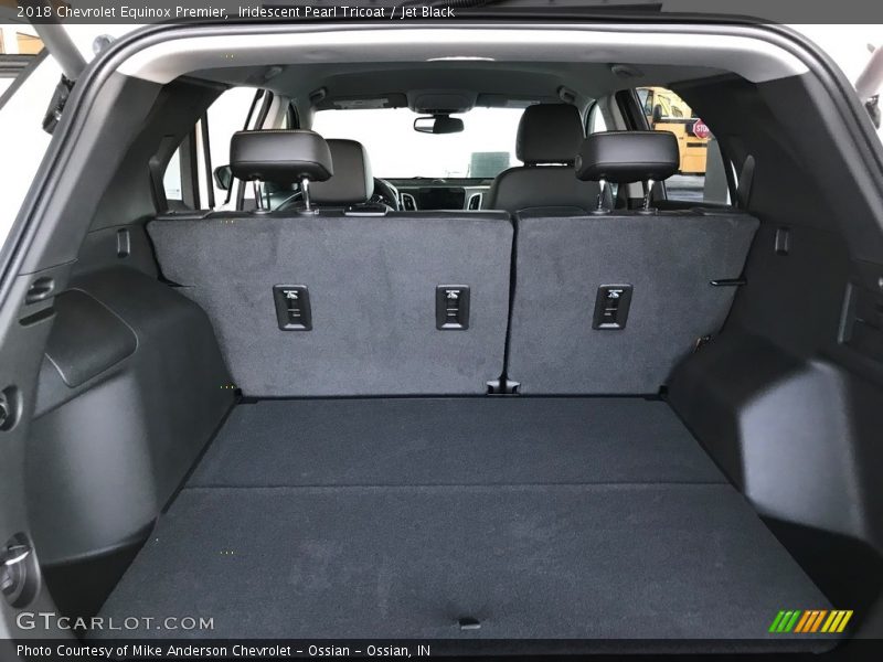 Iridescent Pearl Tricoat / Jet Black 2018 Chevrolet Equinox Premier