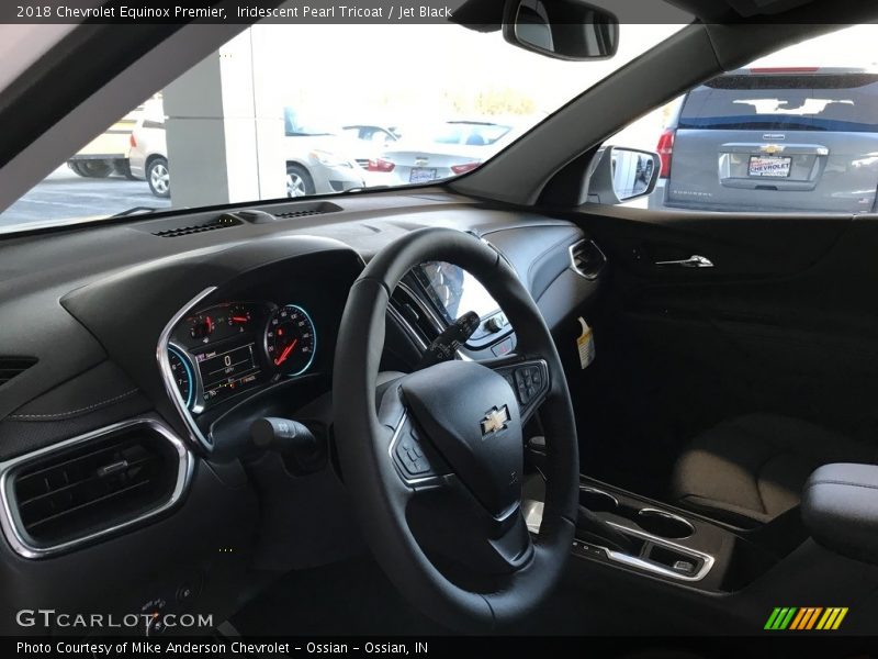 Iridescent Pearl Tricoat / Jet Black 2018 Chevrolet Equinox Premier